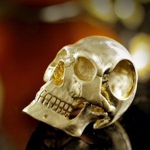 14k Gold Skull Pendant: Memento Mori Jewelry