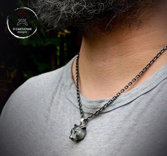 necklace in silver with feline head