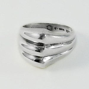 Ribbed Wave Sterling Ring - Chunky Sterling Silver Ring Size 6 - Heavy Sterling Silver Ring - Silver Wave Ring