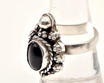 VinVintage Sterling Silver Black Onyx Ring Size 8 1960s
