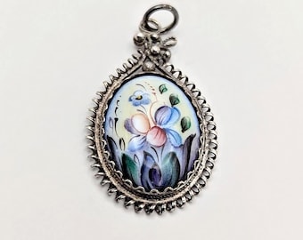 Vintage Floral Painted Porcelain Pendant - USSR Filigree Jewelry