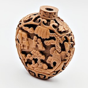 Vintage Chinese Carved Wood Snuff Bottle: Intricate Pierced Design