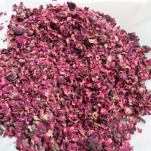 PÉTALOS DE ROSA SECOS Y CAPULLOS