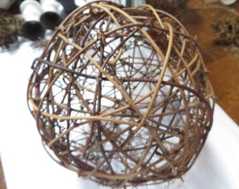 Pair of  LARGE GRAPEVINE Balls    6 inch Crafting Spheres