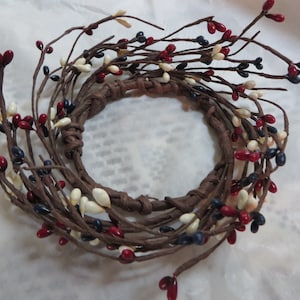 FULL PATRIOTIC CANDLE Ring       Red White Blue Pip Berry Ring