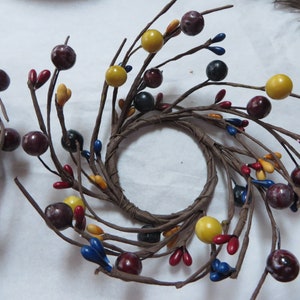 COLONIAL MIXED PIP Berry Candle Rings                   Votive Candle Ring