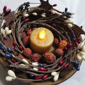 RUSTY CANDLE Bowl with LED Candle and Candle Ring             Free Rose Hips