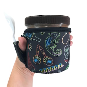 Tequilit Pint Size Ice Cream Handler™  Handle with Pocket Patent Pending Pint Size Ice Cream Holder