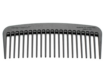 Chicago Comb Model 10 koolstofvezel, compacte kam met brede tanden, gemaakt in de VS, antistatisch, 5 inch (12,7 cm) lang, met optionele gravure