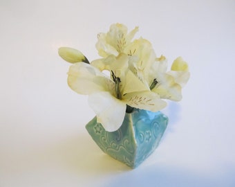 Exquisite Handmade Ceramic vase, Flower vase, Cubic Pottery Vase with Intricate Patterns, Unique gift, READY TO SHIP