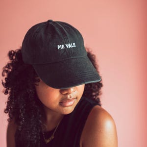 ME VALE Black Dad Hat - Spanish Hat - Me Vale - Latina Hat - Dad Hat - Latina Cap - Latina Owned - Latina Business - Latina Power