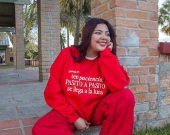 Querida Yo Sweater - Valentine's Day Sweater - Spanish Sweater - Red Sweater - Galentines Day Gift