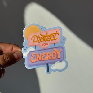 Protect Your Energy Sticker - Energieaufkleber - Latein Aufkleber - Latein - Aufkleber Laptop - Laptop Aufkleber - Wasserfester Aufkleber