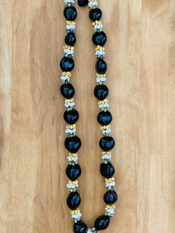Hawaiian nut necklace name sale