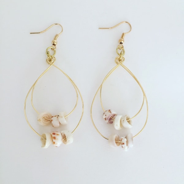 Hawaii Sea Shell Gold Double Hoop Earrings