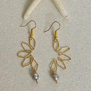 Hawaii Gold Naupaka Half Tiare Flower Dangling Earrings