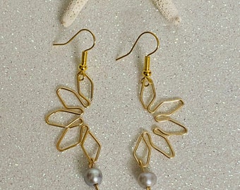 Hawaii Gold Naupaka Half Tiare Flower Dangling Earrings