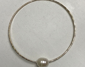 Hawaii White 10mm Freshwater Pearl 14 Gauge Sterling Silver Or Gold Filled Or Rose Gold Filled Hammered Bangle Bracelet