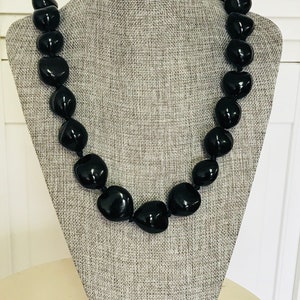 Hawaii Black Kukui Nut Lei