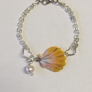 Hawaii Sunrise Shell Silver Wire Hearts And Chain Bracelet With Freshwater Pearl image 2