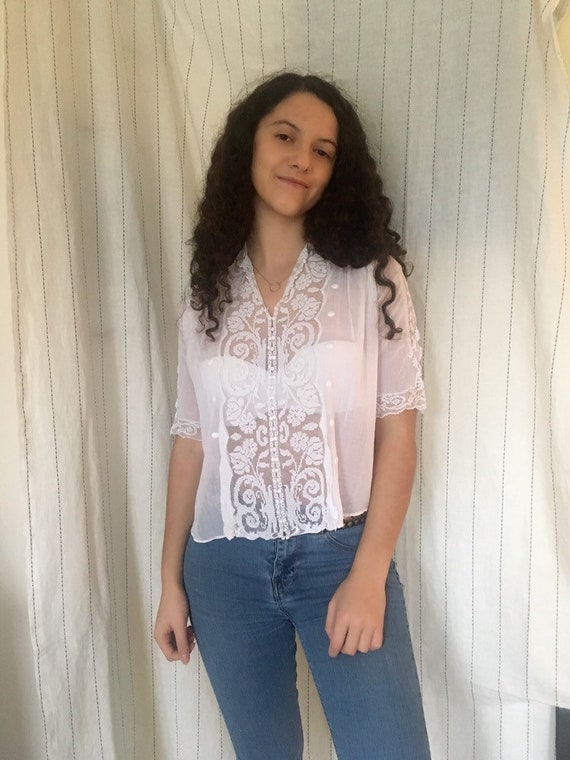 French antique edwardian victorian cotton lacy whi