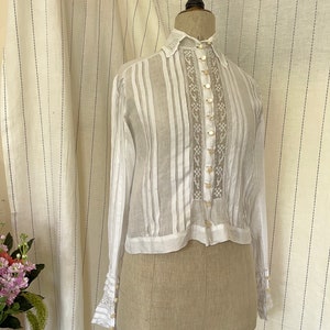 French antique Edwardian Victorian cotton lacy white blouse image 3
