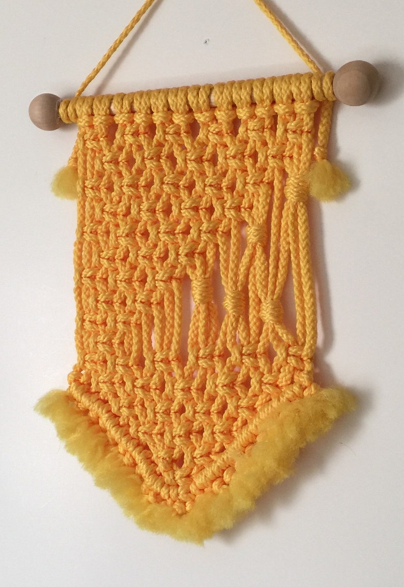 MACRAME WALL HANGING 11, Yellow, Small Macramé, Sunshine Bonnie Craft