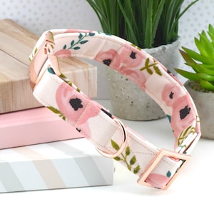 Aquarell-Blumen-Hundehalsband Errötendes Blumenstoff-Hundehalsband Mädchen-Hundehalsband Individuelles Hundehalsband Roségoldene Hardware Sandy Paws-Halsband Bild 1