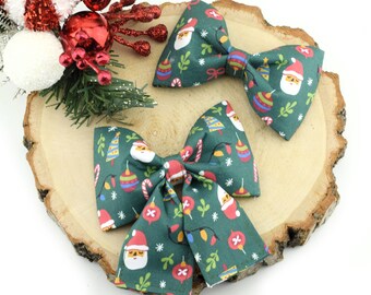 Santa Print Dog Collar Bow - Green ~ Christmas Dog Collar Bow Tie ~ Girly Dog Collar Bow ~ Slide-On Dog Collar Bow ~ Sandy Paws Collar Co®