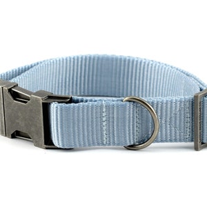 Geweven hondenhalsband - effen lichtblauw ~ effen nylon hondenhalsband ~ antieke zilveren metalen hardware ~ Sandy Paws Collar Co