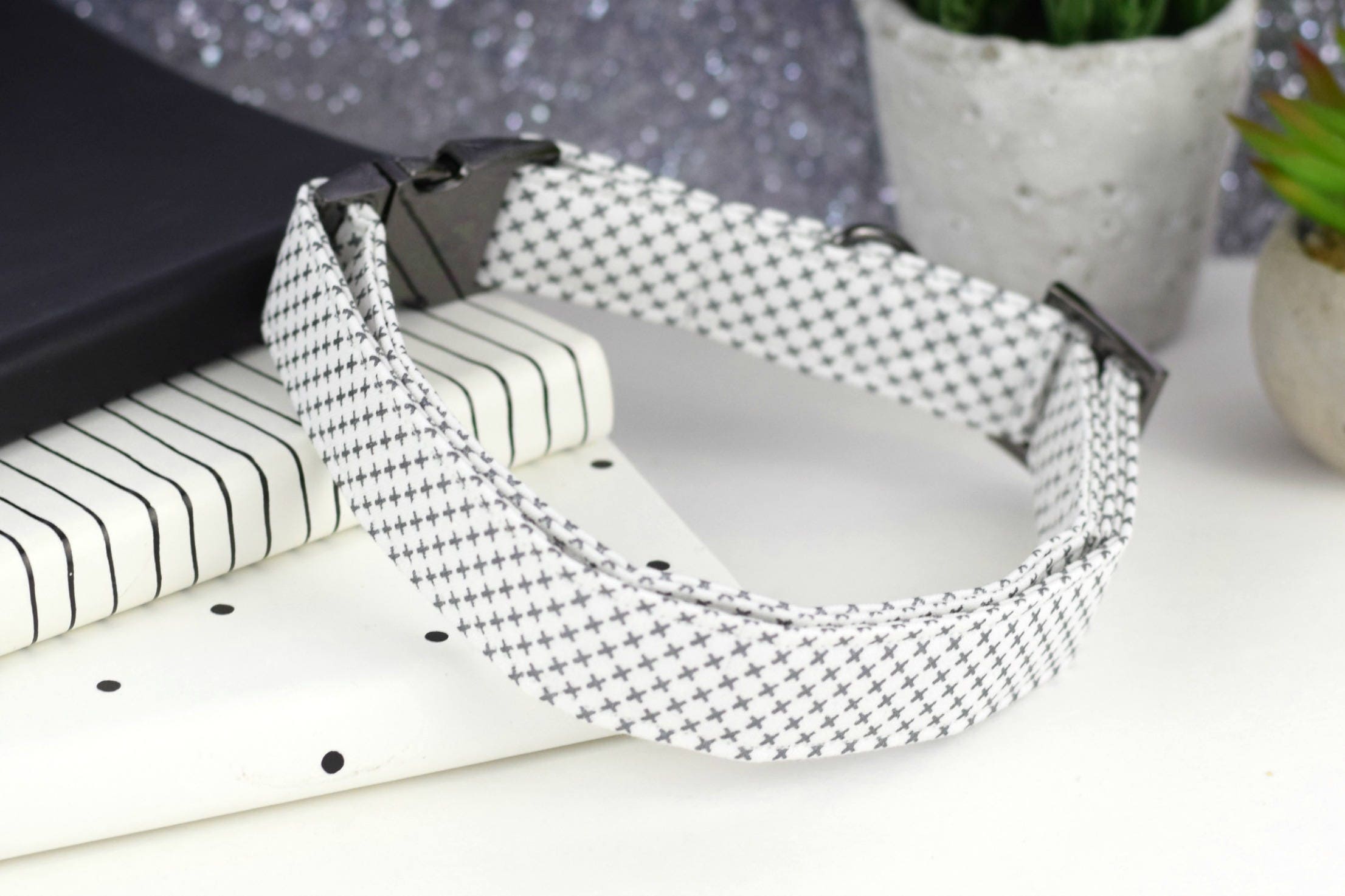 Gunmetal Kisses Dog Collar Metallic Gunmetal Print on White Etsy