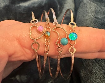 Permanent jewelry bangles