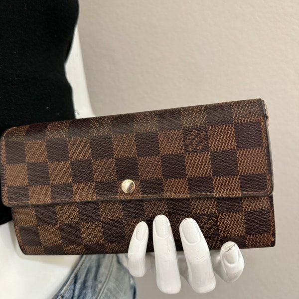 Louis Vuitton Damier Wallet