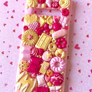 COOKIES phone case. KAWAII phone case, 3D phone case, food phone case, decoden phone case, strawberry phone case