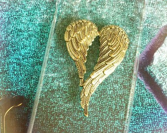 Angel wings phone case, spiritual phone case, wings phone case, angel wings protective case, wings cell phone case
