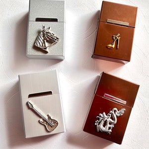 Gepersonaliseerde sigarettenpakje houder, sigarettenpakje cover, METALEN SIGARETTENdoosje, mannen vrouwen sigarettenkoker, aangepaste sigarettenkoker