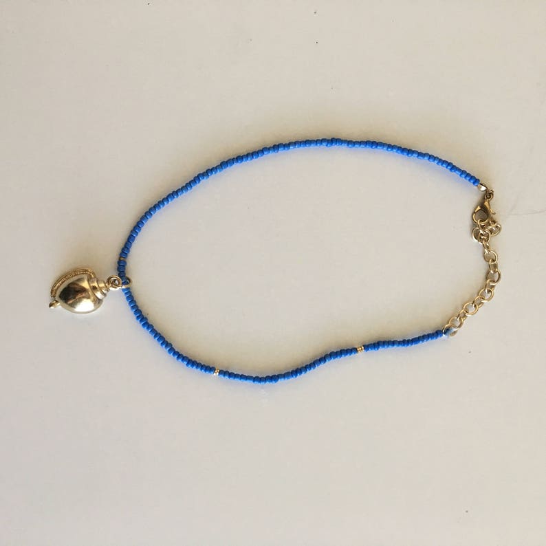 Lavender Shell Choker