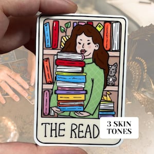 Die Leser Tarot Karte glänzend Vinyl wasserfest Aufkleber | Hochwertige Kunst Witchy Witch Wahrsagung Punny Lustig Bibliophile Lesung lesen