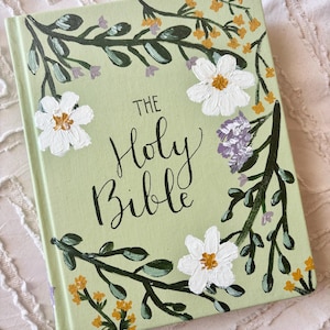 Hand painted Bible// Double column journaling Bible//NIV ESV NKJV She Reads Truth//Floral art bible