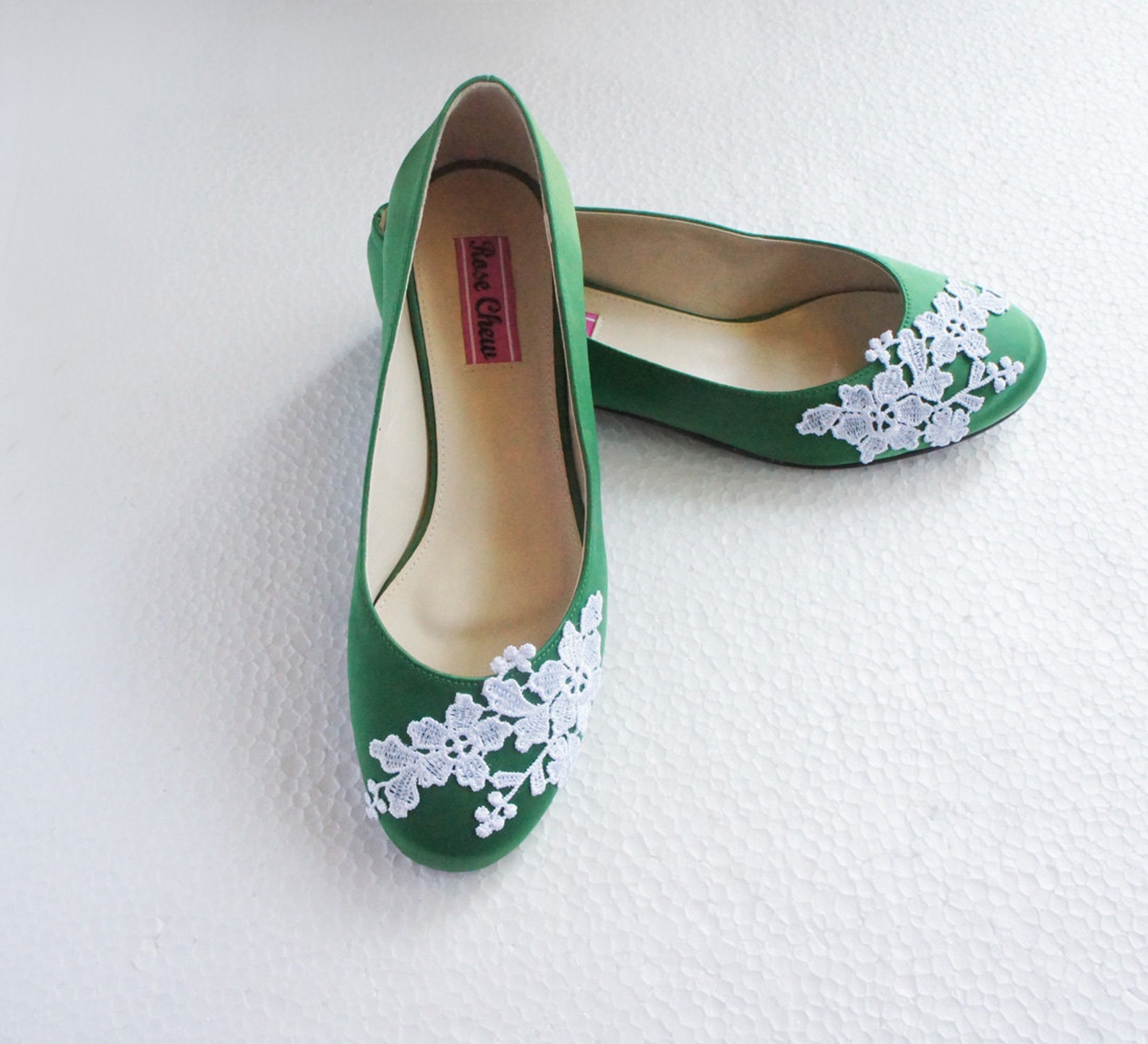 white lace green satin wedding shoes floral embroidered bridal ballet flats summer rustic wedding fashion flower bridesmaid shoe