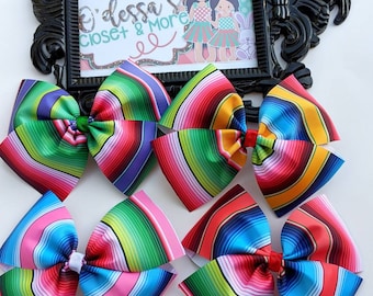 Lazo Jumbo Serape: Lazo para el cabello de grosgrain Fiesta Rainbow