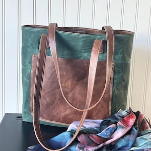 Casual Tote Bag, Leather Bag, Waxed Canvas Bag, Handmade Handbag, Shoulder Leather Bag, Casual Leather Bag, Waxed  Handbag, Ready to Ship.