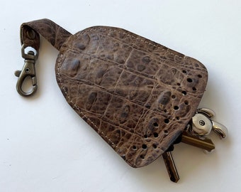 Leather Key Case, Key Holder Keychain, Handmade Leather Case, Key Organizer Leather Accessory, Car Keychain Leather Key Fob Ready to Ship.