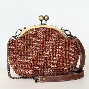 Bolso de tweed de piel marrón con cierre de beso, bandolera estilo vintage, bolso clásico con cierre superior, bolso de hombro, bolso retro con marco, listo para enviar.
