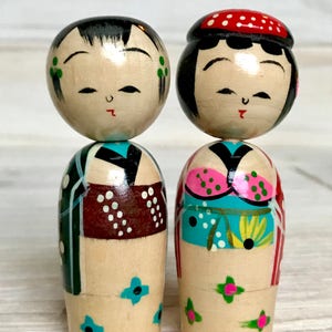 vintage japanese nesting dolls
