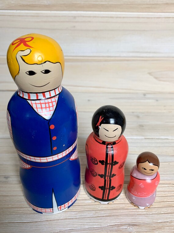 asian nesting dolls