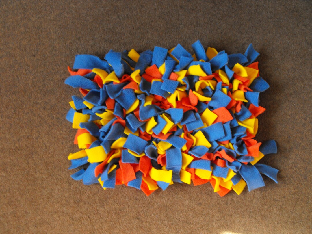 Snuffle Rug for Dogs Cats Puzzle Food Treat Maze Mental Stimulation
