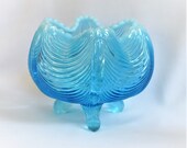 Beautiful Vintage Fenton Blue Opalescent Three Footed Rose Bowl Vase Curtain Drape Pattern
