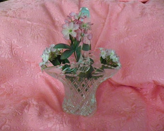 Clear Glass Basket Vase - Perfect For A Wedding Display - Bouquet, Dish
