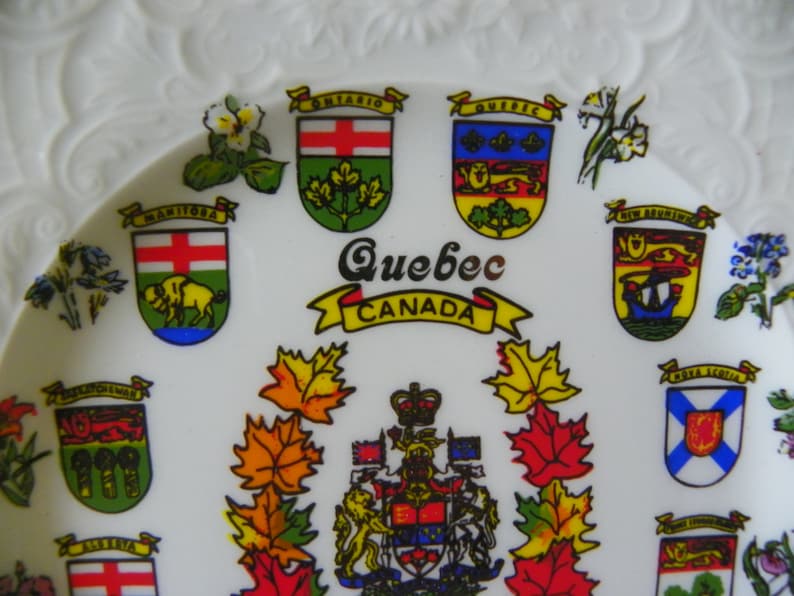 CLEARANCE Canada Quebec Vintage Souvenir Collector/'s Plate